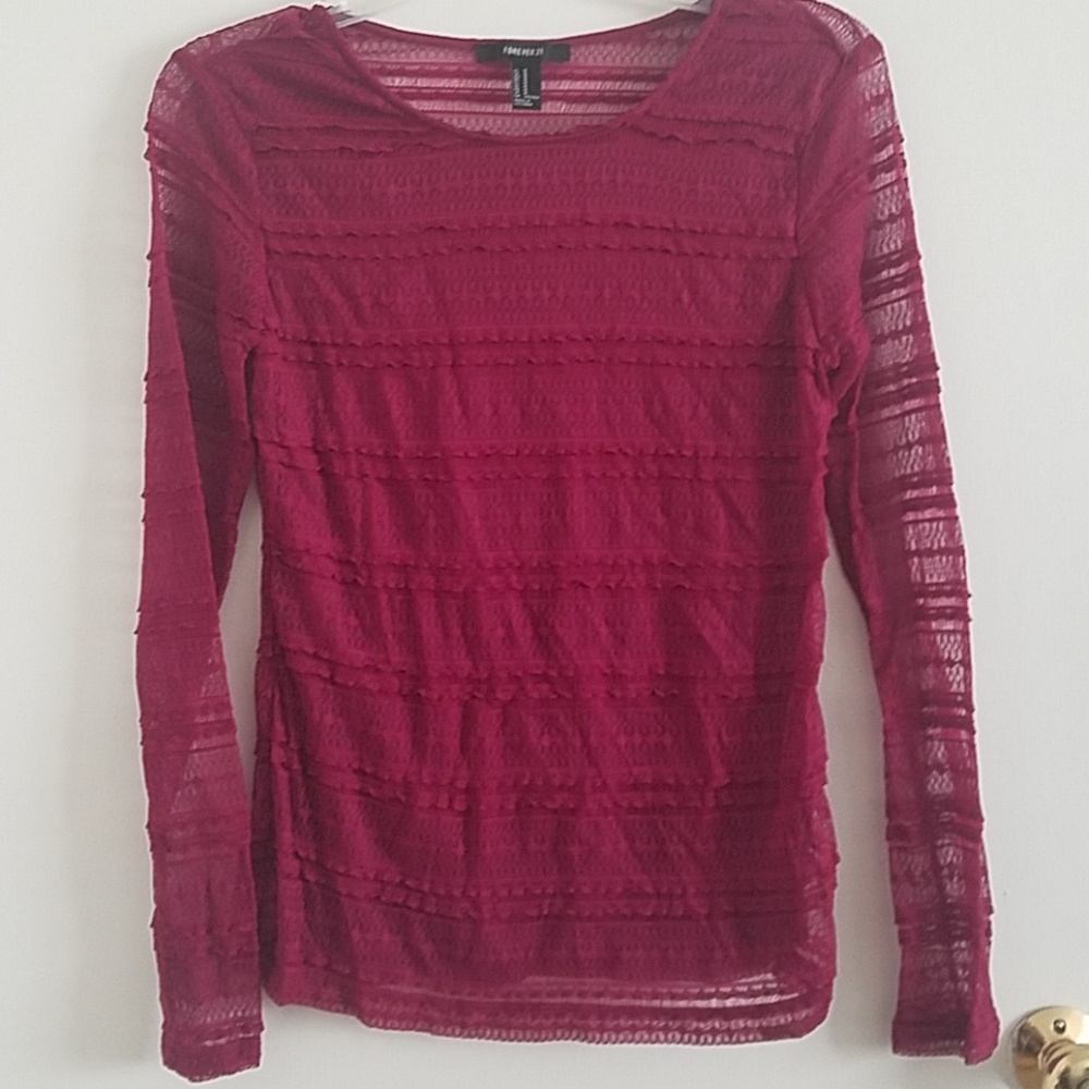 Lace long sleeved tee